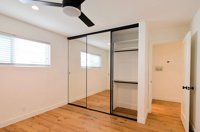 Building Photo - 223 Avenida de la Grulla