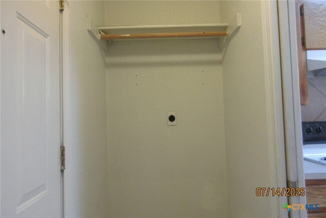 Building Photo - 2606 Edgefield St