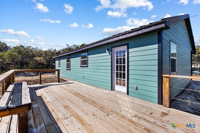 Building Photo - 380 Brushy Crk Trl