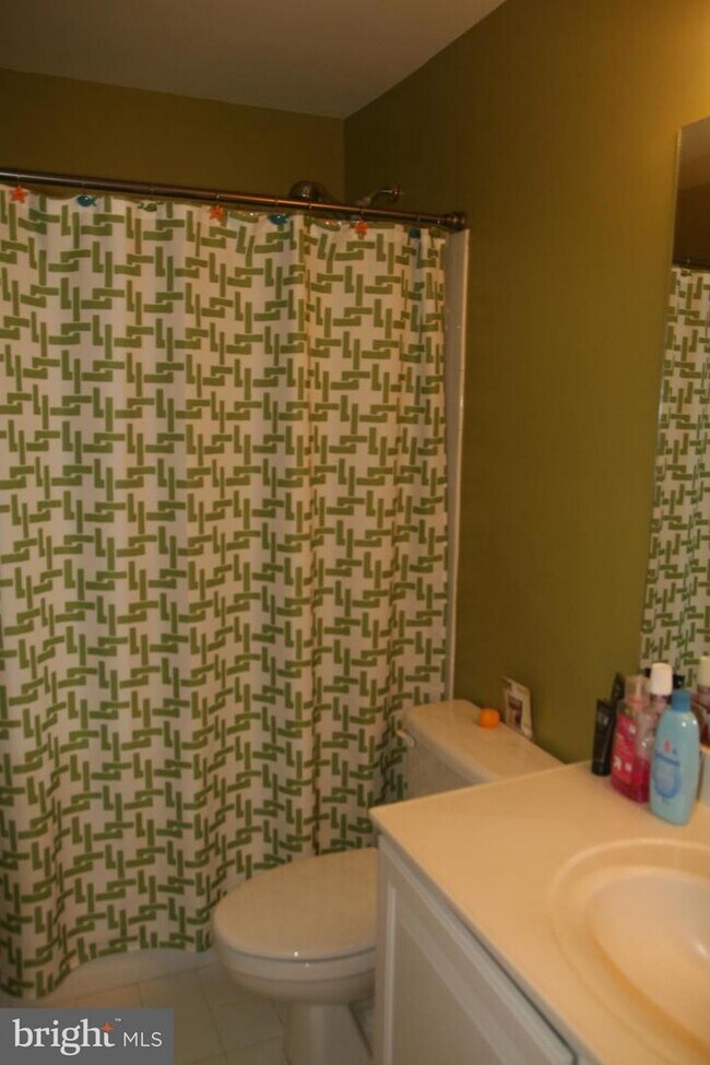 Building Photo - 20925 Cheyenne Terrace