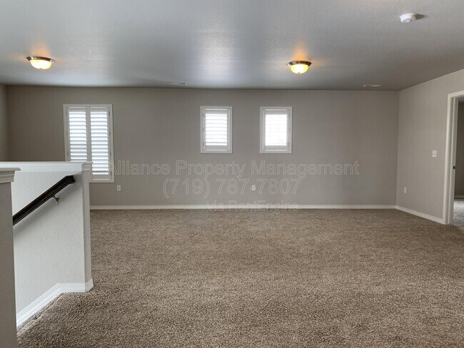 Building Photo - 8885 Vanderwood Rd