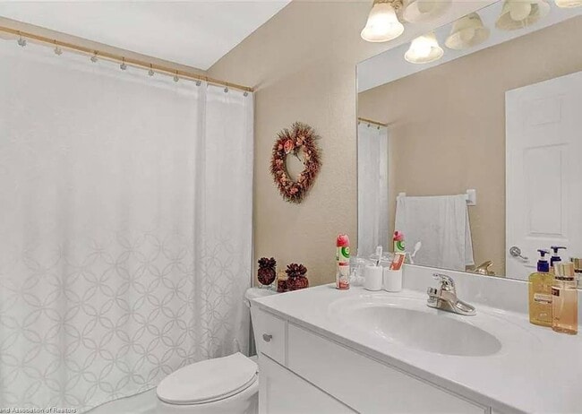 Building Photo - 7120 Coral Ridge Rd