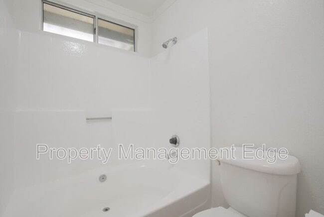 Building Photo - 37753 Sea Pines Ct