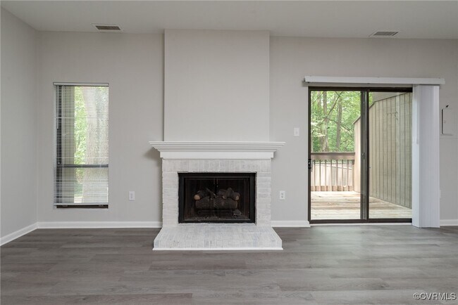 Building Photo - 11914 W Briar Patch Dr