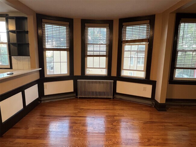 Building Photo - 87-13 135th St