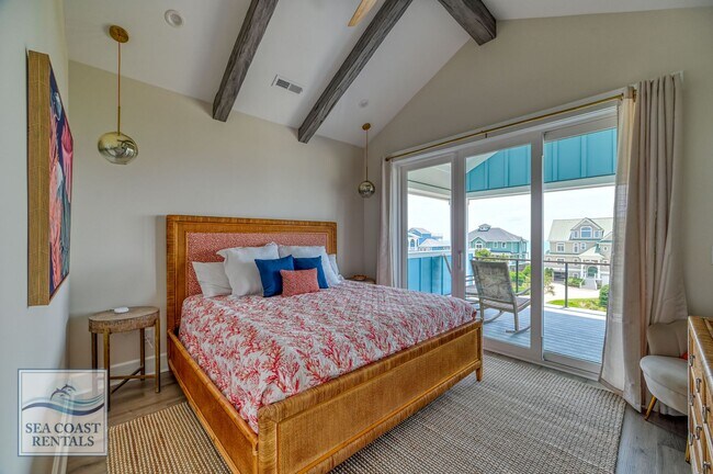 Building Photo - OFF-SEASON MONTHLY RENTAL - IT'S A BIG DILL!!