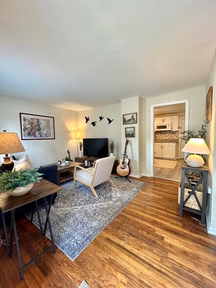 Living Room - 1106 S Lombardy St