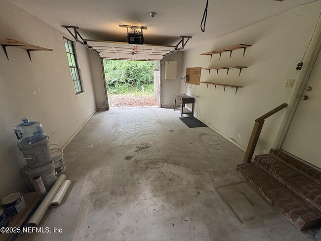 Building Photo - 12723 Longview Dr W