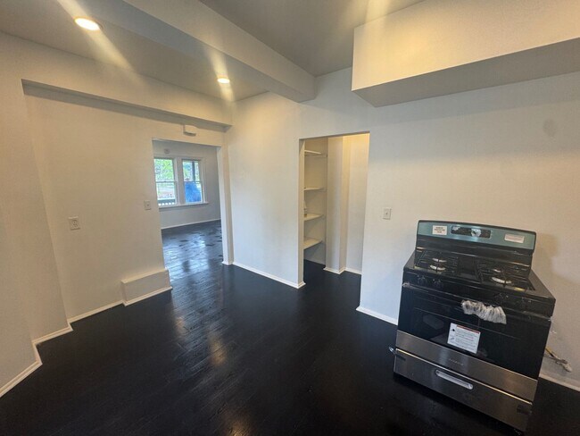 Building Photo - 3328 Denison Ave