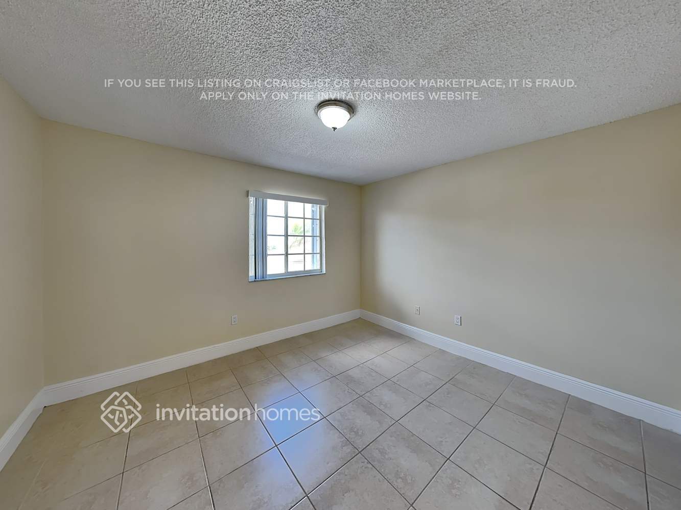 Building Photo - 12354 SW 143rd Ln