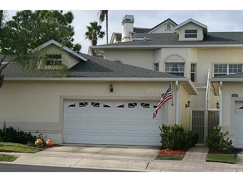 Primary Photo - 13338 Fountainbleau Dr