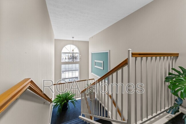 Building Photo - 8921 Hunters Creek Dr