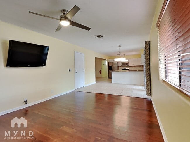 Building Photo - 17323 E Rosita Dr