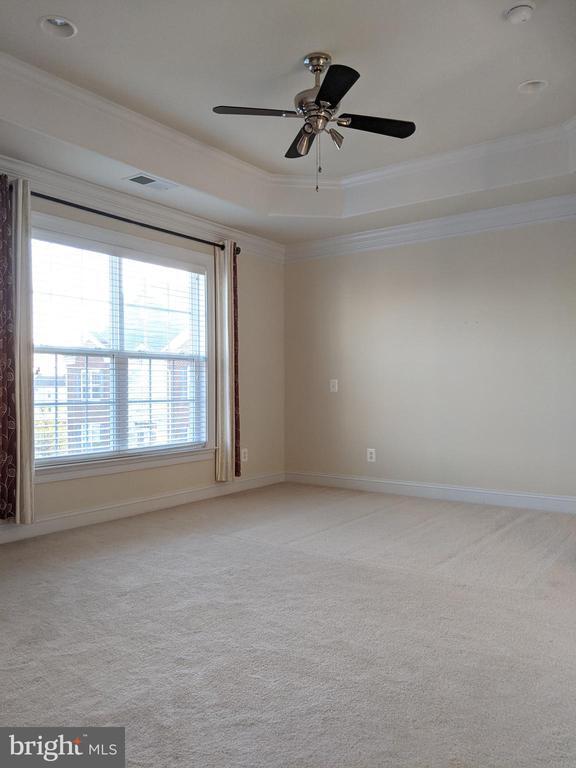 Building Photo - 25503 Amber Gate Terrace