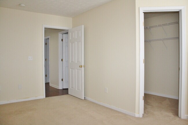 Building Photo - Gorgeous Phenix City Home Off Of HWY 165!