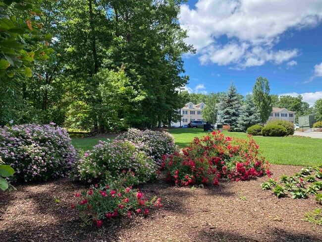 Building Photo - 80 Sentinel Court