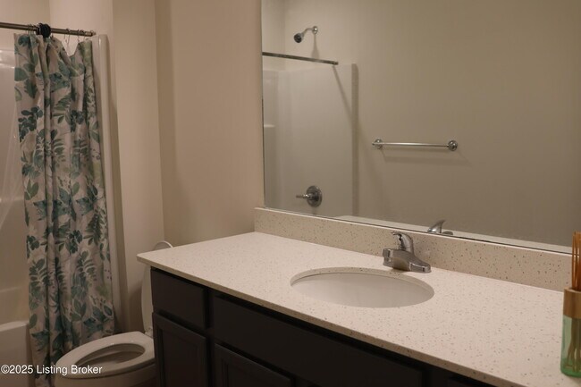 Building Photo - 11703 Parkview Pt