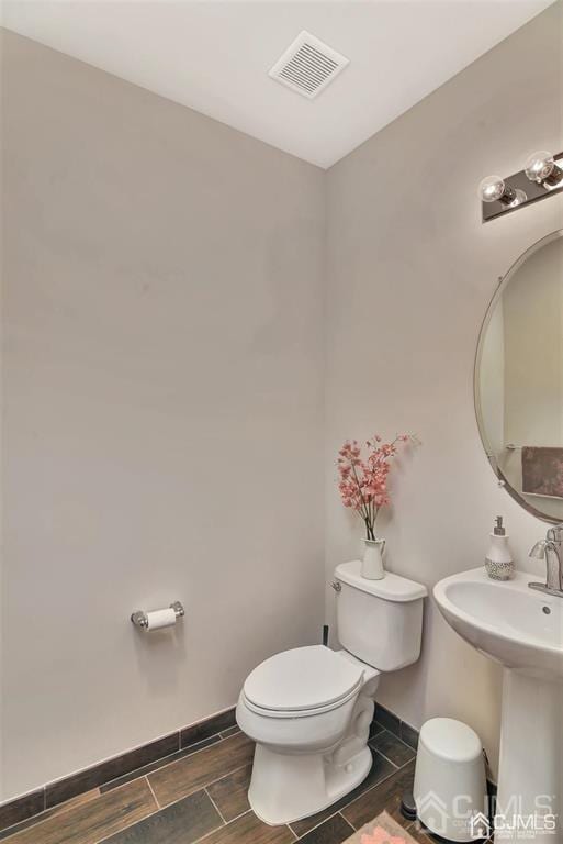 Building Photo - 3 McCormick Ave N