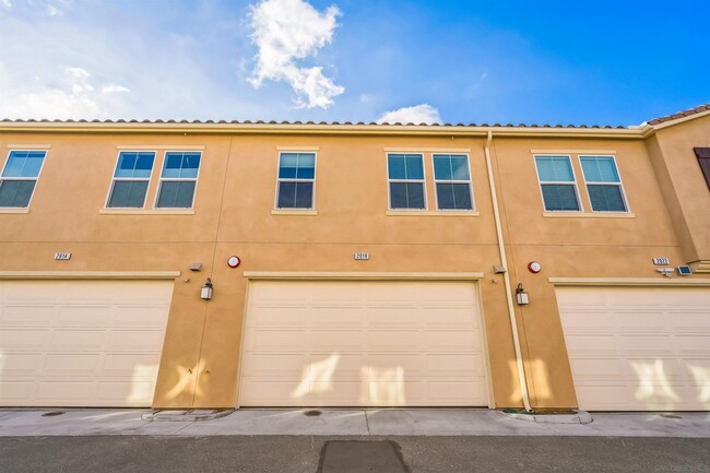 Building Photo - 2018 Barite St