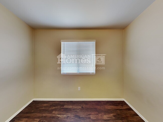 Building Photo - 6813 W Pebble Shore Court