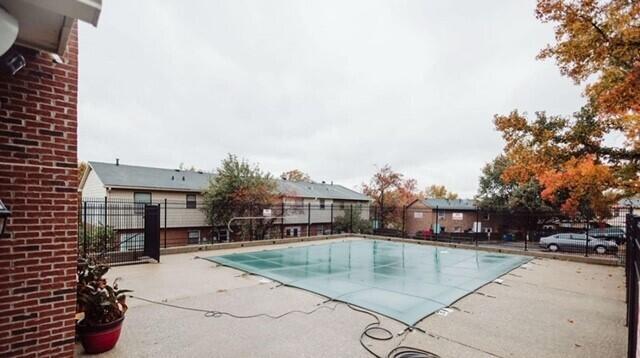 Building Photo - 3479 Sutherland Dr