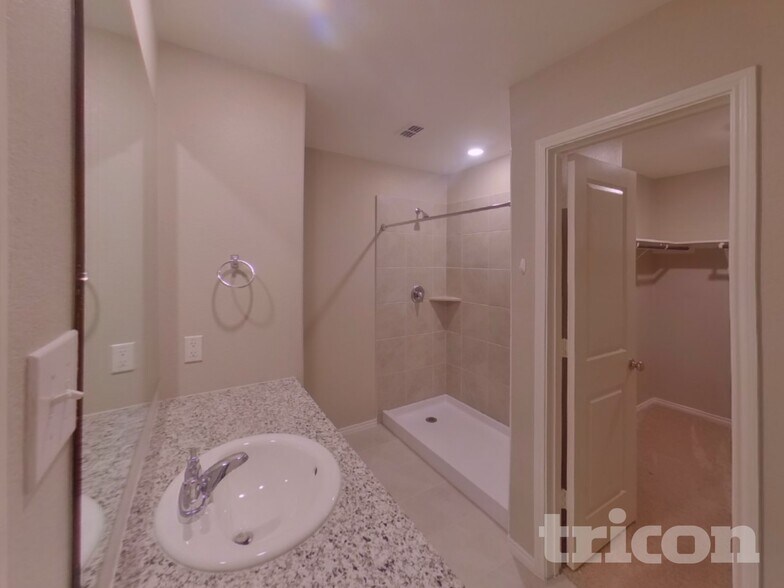 Building Photo - 11832 Mancos Trl