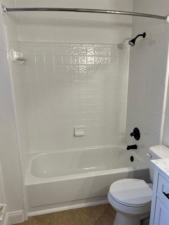 Building Photo - 5745 SW 10th Pl