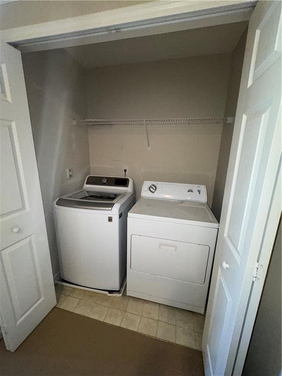 Building Photo - 5571 Lindeman Ln