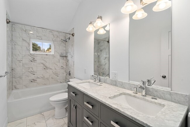 Building Photo - 17 Vernon St