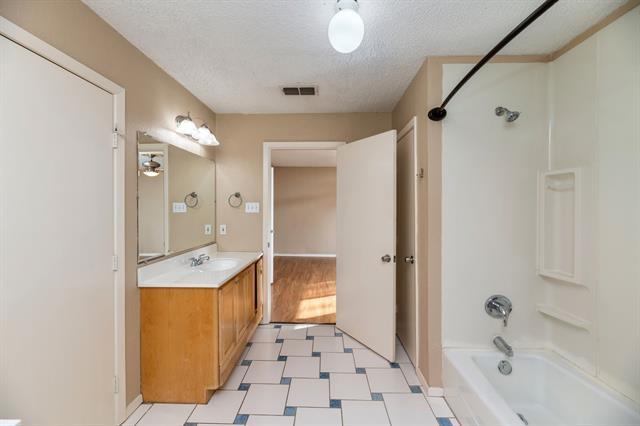 Building Photo - 2317 Jenson Cir