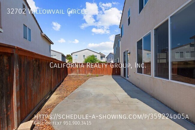 Building Photo - 32702 Willowvail Cir