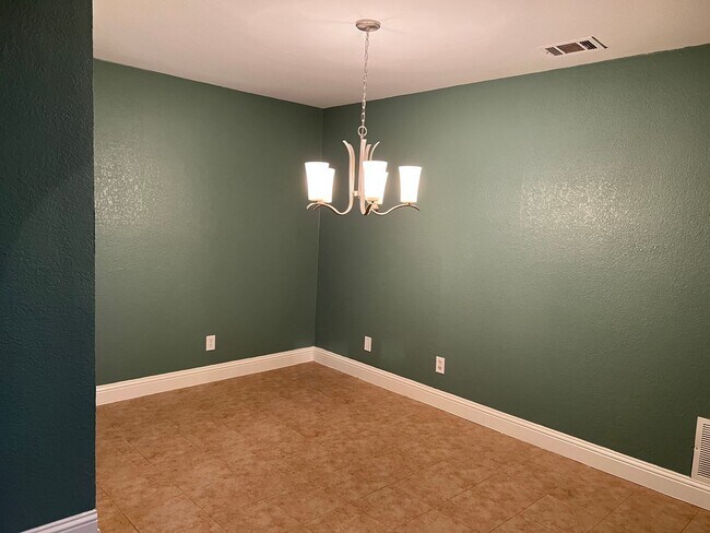 Building Photo - Marblehead