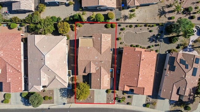 Building Photo - Fully Remodeled 2BR + Den in Trilogy at Po...