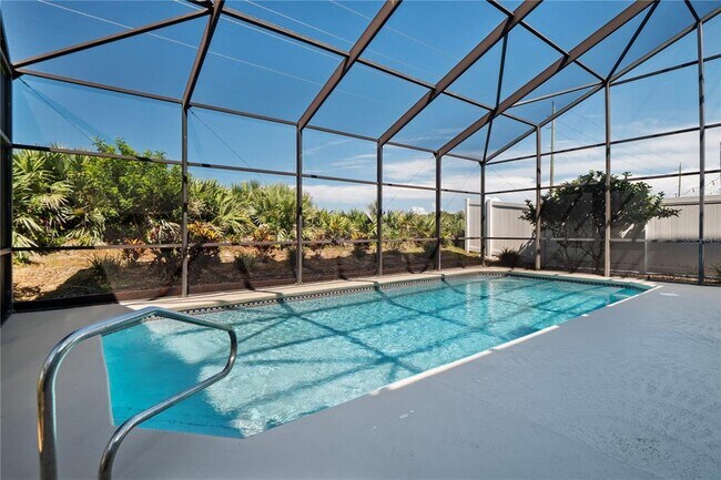 Building Photo - 166 Coquina Key Dr