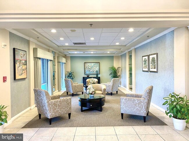 Building Photo - 3210 N Leisure World Blvd