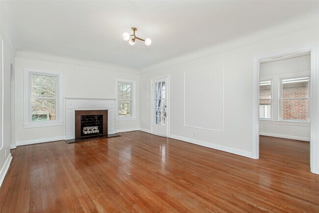 Building Photo - 4204 Prescott Ave