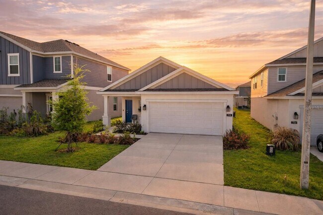 Building Photo - 1740 White Water Ct