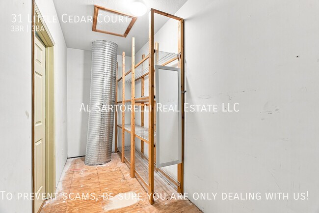 Building Photo - 31 Little Cedar Ct