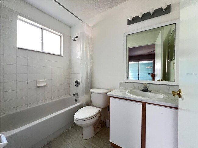 Building Photo - 8710 Rain Forest Pl