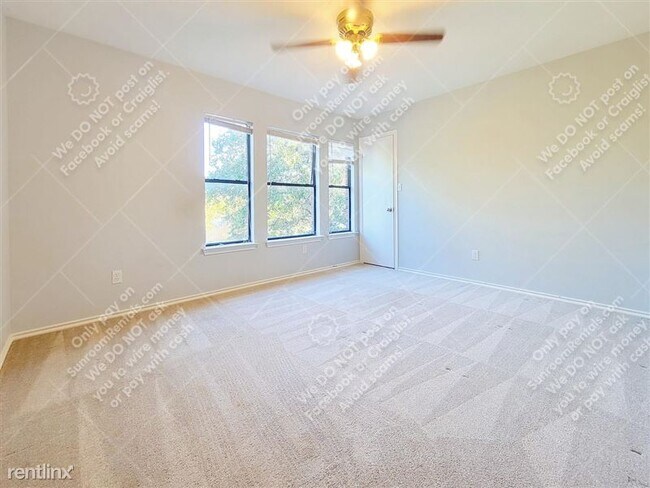 Building Photo - 809 Dogwood Trail