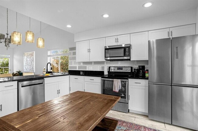 Building Photo - 1334 Palo Alto Ct