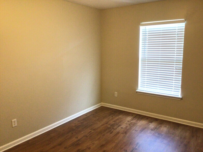 Building Photo - 2992 Jubilee Ln