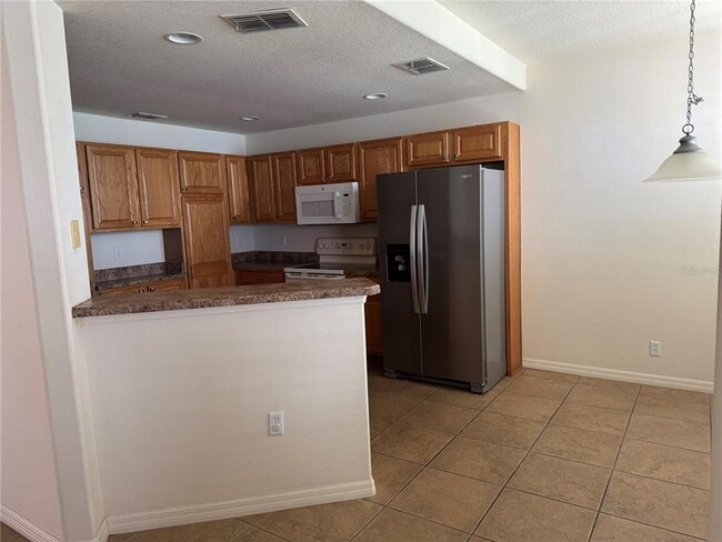Building Photo - 3939 Serenade Ln