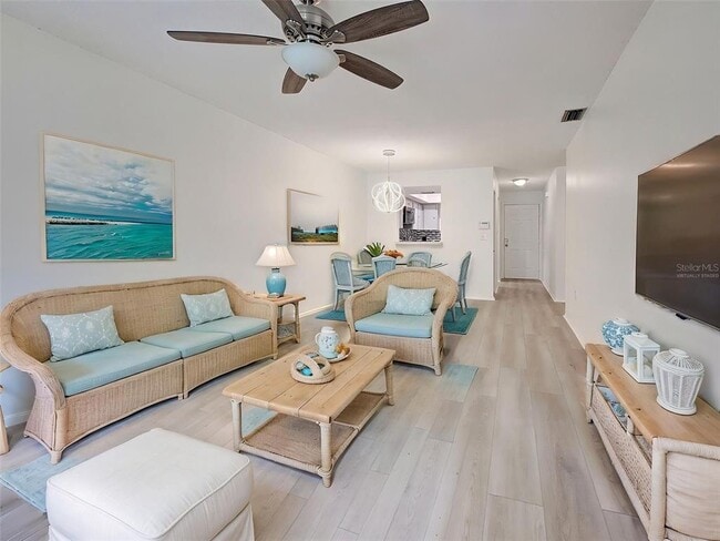 Building Photo - 7237 Cloister Dr