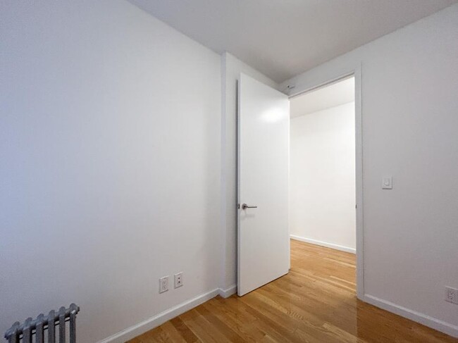 Building Photo - 2 bedroom in NEW YORK NY 10031