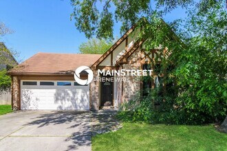 Building Photo - 3 Bedroom Pet-Friendly Home in Houston, TX with Main Street Renewal