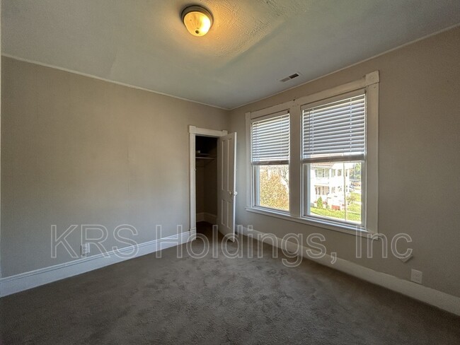 Building Photo - 2934 Cape Henry Ave