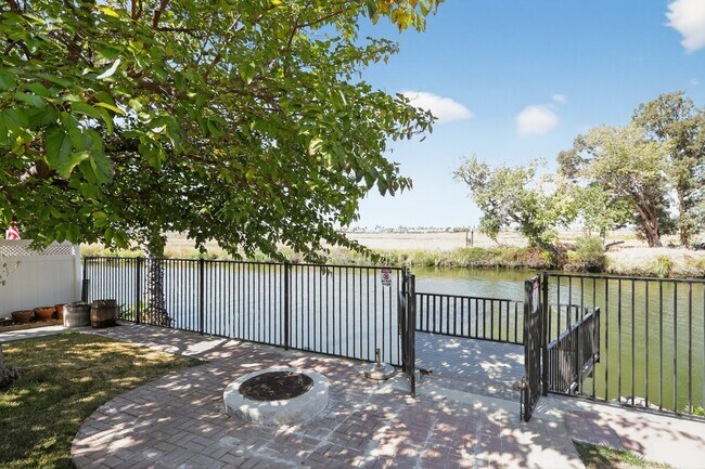 Building Photo - 4790 Discovery Point