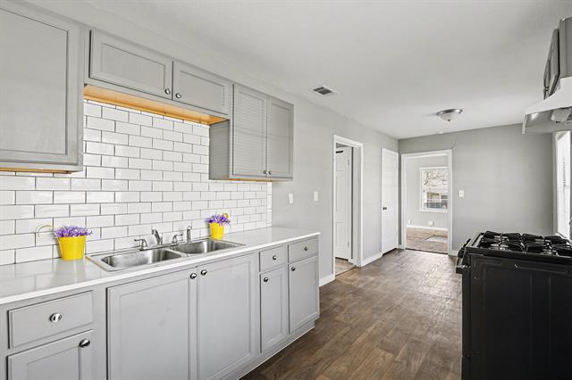 Building Photo - 5129 Penrod Ct