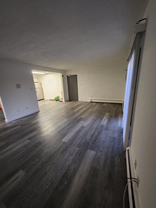 Main living room - 134 E Bailey Rd